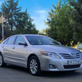 Toyota Camry 2010