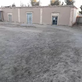 GYPJAK GURBANSOLTANA GOLAÝ