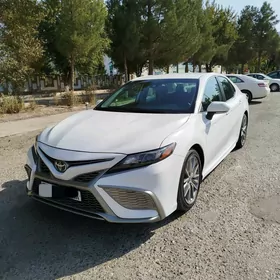 Toyota Camry 2022