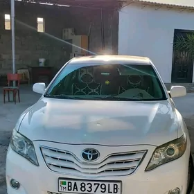 Toyota Camry 2011