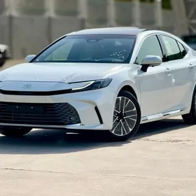 Toyota Camry 2025