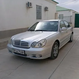 Hyundai Sonata 2005