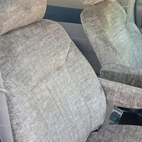 Toyota Sienna 1999