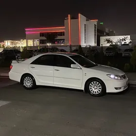 Toyota Camry 2005