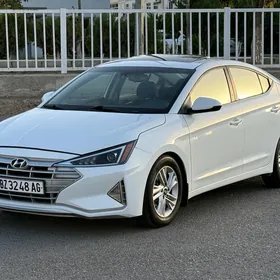 Hyundai Elantra 2020