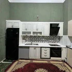kuhnya garnitur