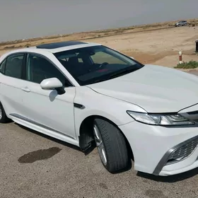 Toyota Camry 2022