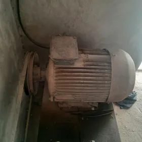elektro mator 11 kw 1500 ob