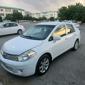 Nissan Versa 2010