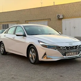Hyundai Elantra 2020