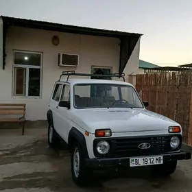 Lada Niva 1985