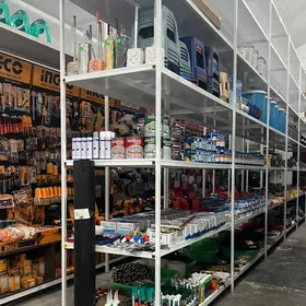 magazyna işgär gerek