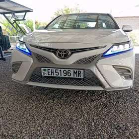 Toyota Camry 2020