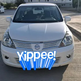 Nissan Versa 2012