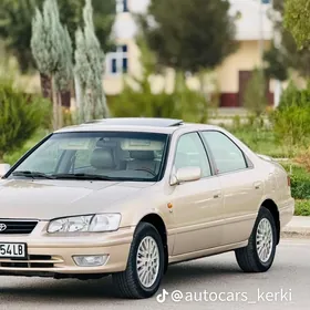 Toyota Camry 1999