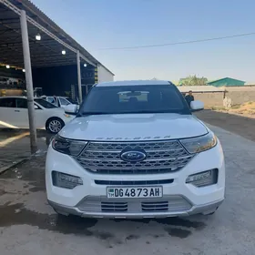 Ford Explorer 2022