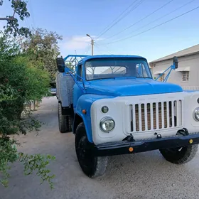 Gaz 52 1988