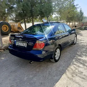 Toyota Camry 2004