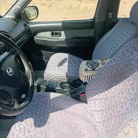 Nissan Pathfinder 2002