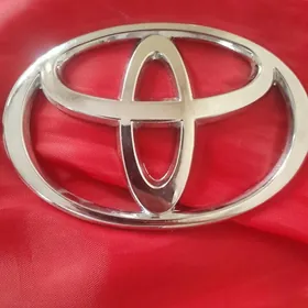 toýoto emblema