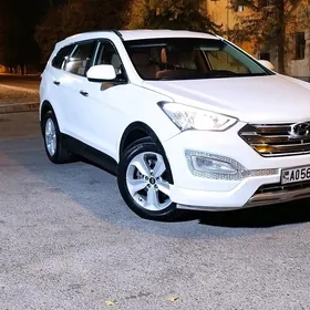 Hyundai Santa Fe 2013