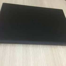 DELL Core i7  8/1TB