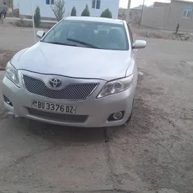 Toyota Camry 2010