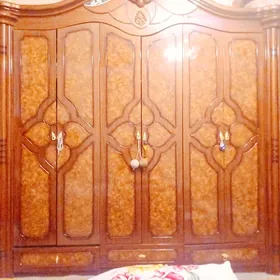 Spalny garnitur