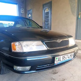Toyota Avalon 1999