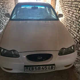 Hyundai Sonata 1996