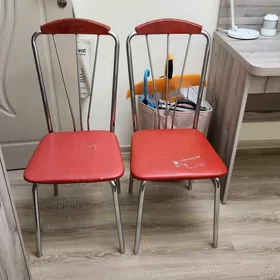 стулья