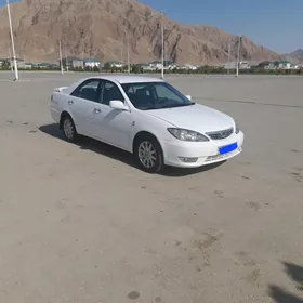 Toyota Camry 2004