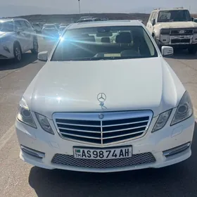 Mercedes-Benz E350 2010
