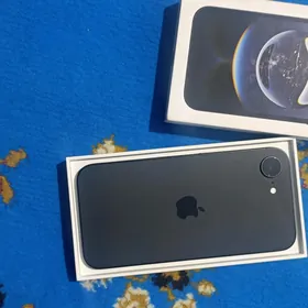 İphone16e