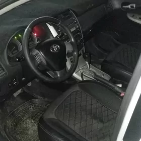 Toyota Corolla 2010