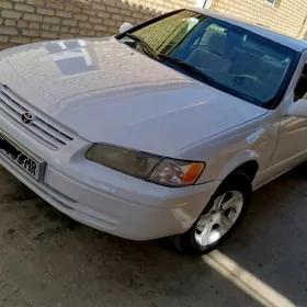 Toyota Camry 1998