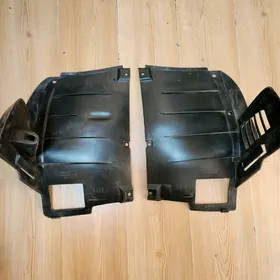 PADKRYLNIK E39 BMW