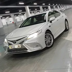 Toyota Camry 2020