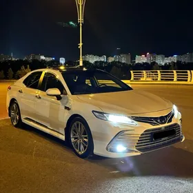 Toyota Camry 2022