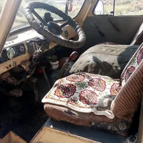 UAZ 469 1999