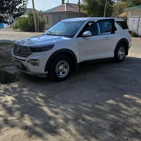 Ford Explorer 2022