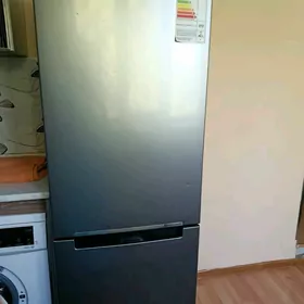 SAMSUNG HOLODILNIK NO FROST
