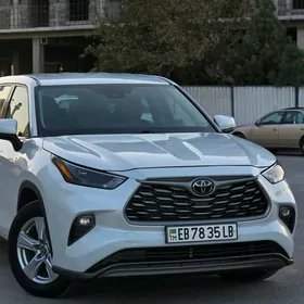 Toyota Highlander 2022