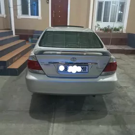 Toyota Camry 2005