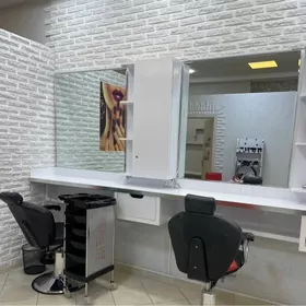 Salon arenda