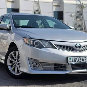 Toyota Camry 2014