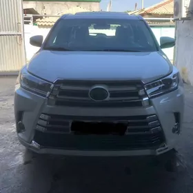 Toyota Highlander 2018