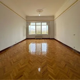 Lenin 3 kom 9 etaj 150 m2