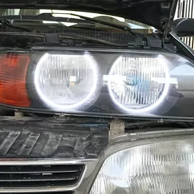 BMW E39 hella fara