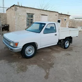 Toyota Hilux 1993